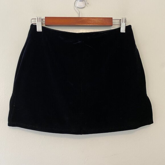 Vintage Y2K Hot Kiss Black Velvet Mini Skirt Skort Size Medium Pull On - Picture 4 of 9